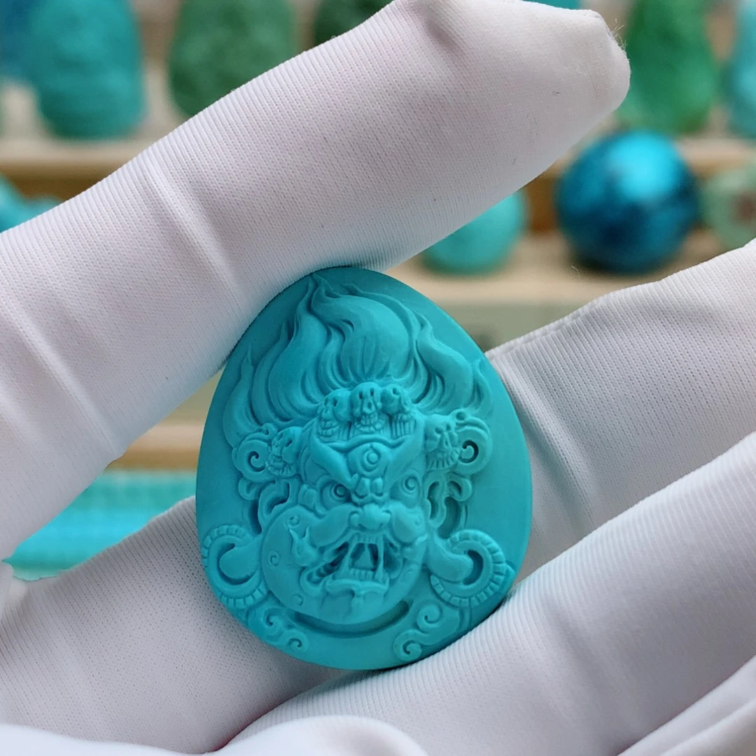 绿松石未镶嵌挂件