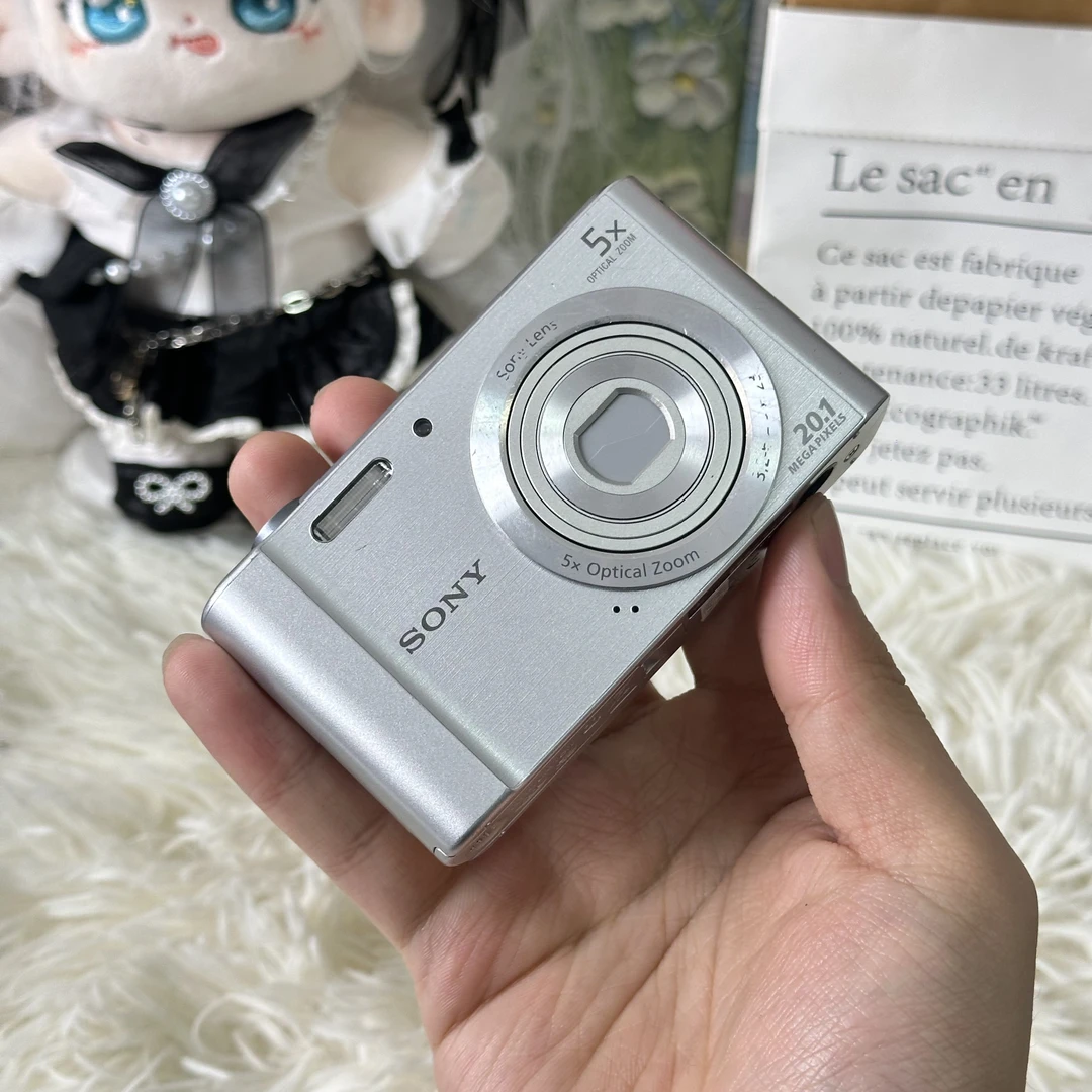 9新 Sony/索尼 索尼w800色彩感好2000万像素带配件