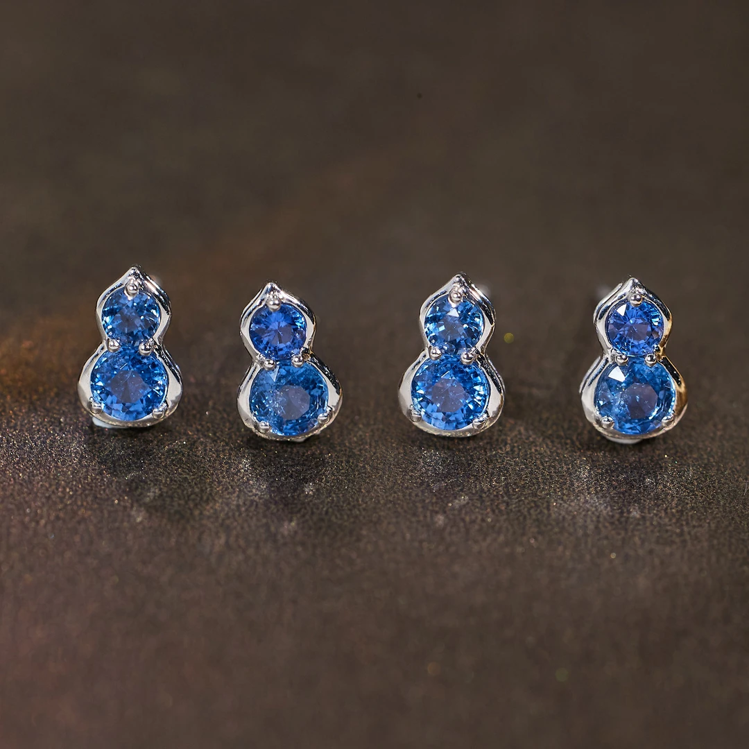 玉峰珠宝【安娜】蓝宝石耳饰18K金葫芦【U9075】多样性发一