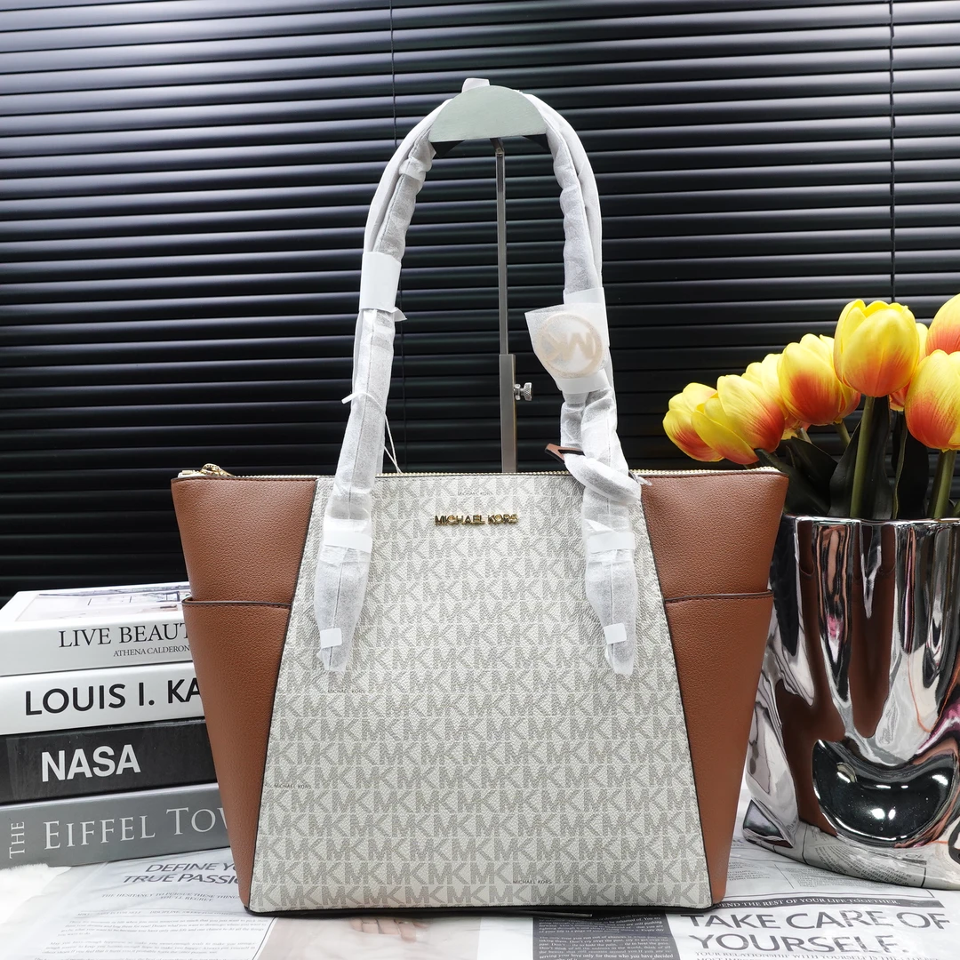 95新 MICHAEL KORS/迈克高仕 单肩包/T10287166