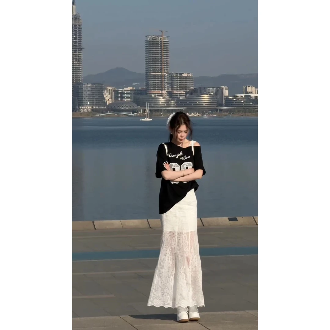 时尚96刺绣数字蕾丝露肩百搭短袖T恤+高定气质蕾丝刺绣鱼尾半长裙