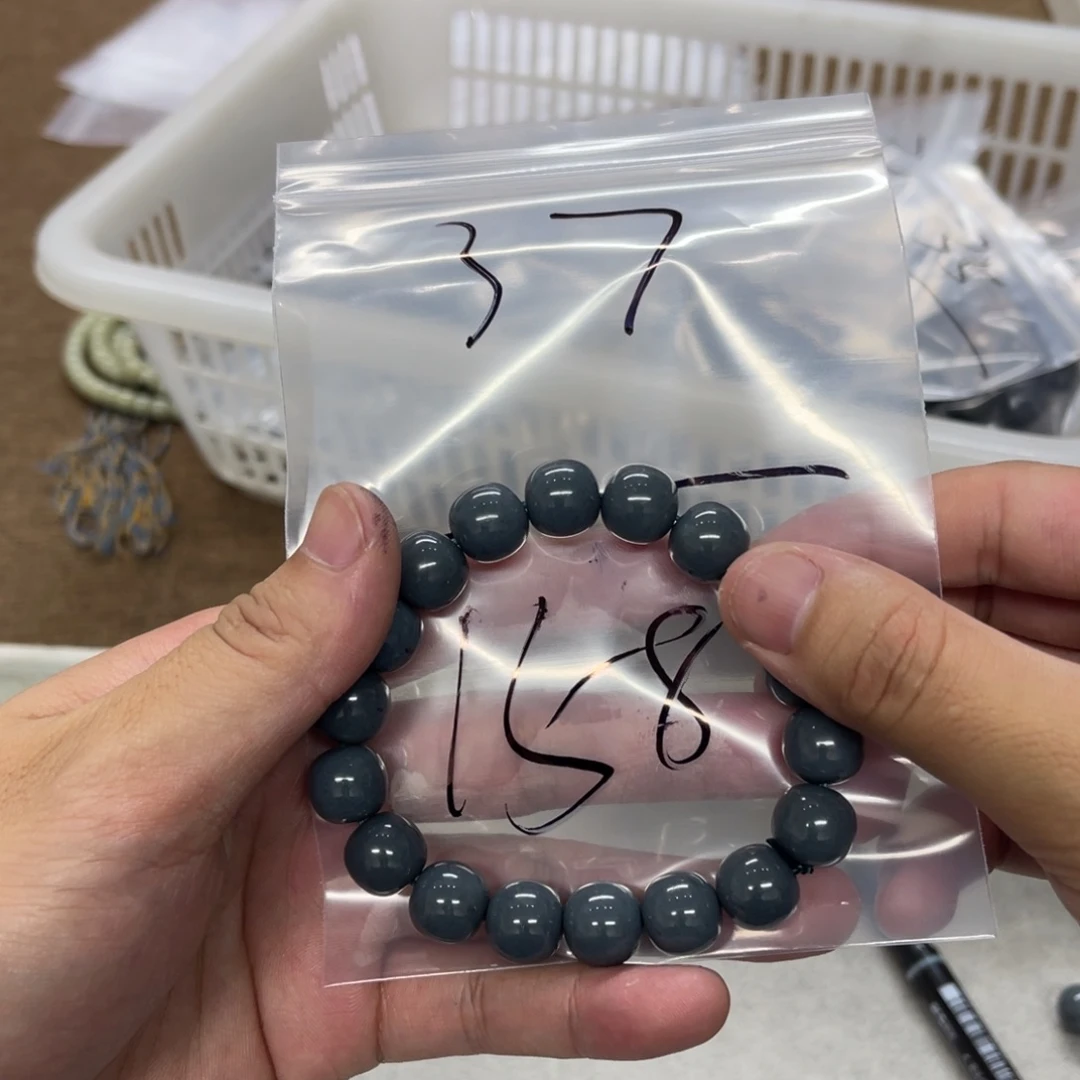 和田玉未镶嵌车挂