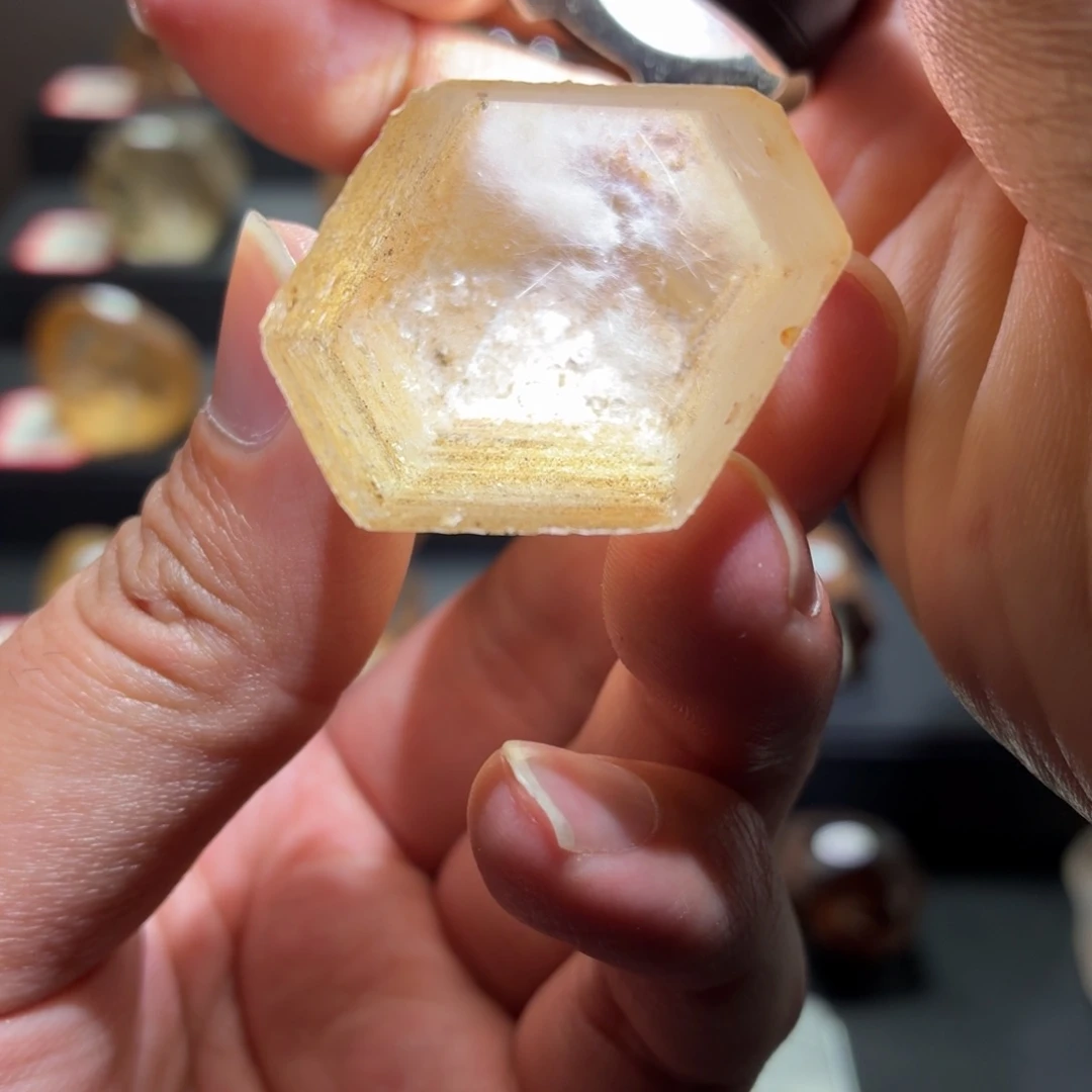 珠宝半成品未镶嵌水晶