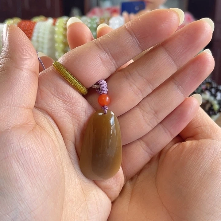 和田玉未镶嵌手串