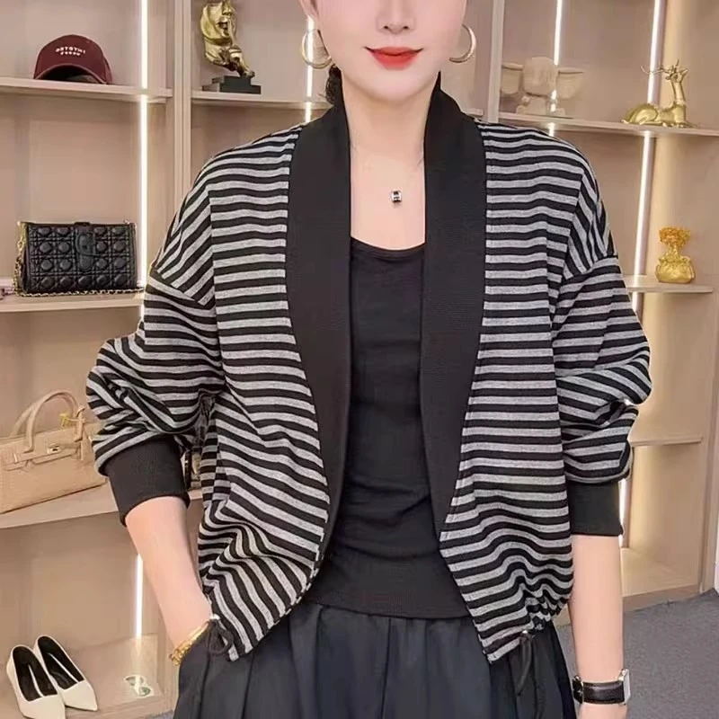 条纹开衫短外套女2025秋季新款韩版休闲时尚拼接宽松百搭显瘦上衣