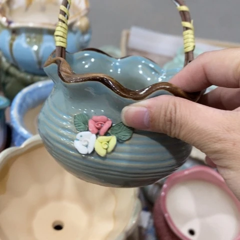 陶瓷小绿色花边篮子3131313