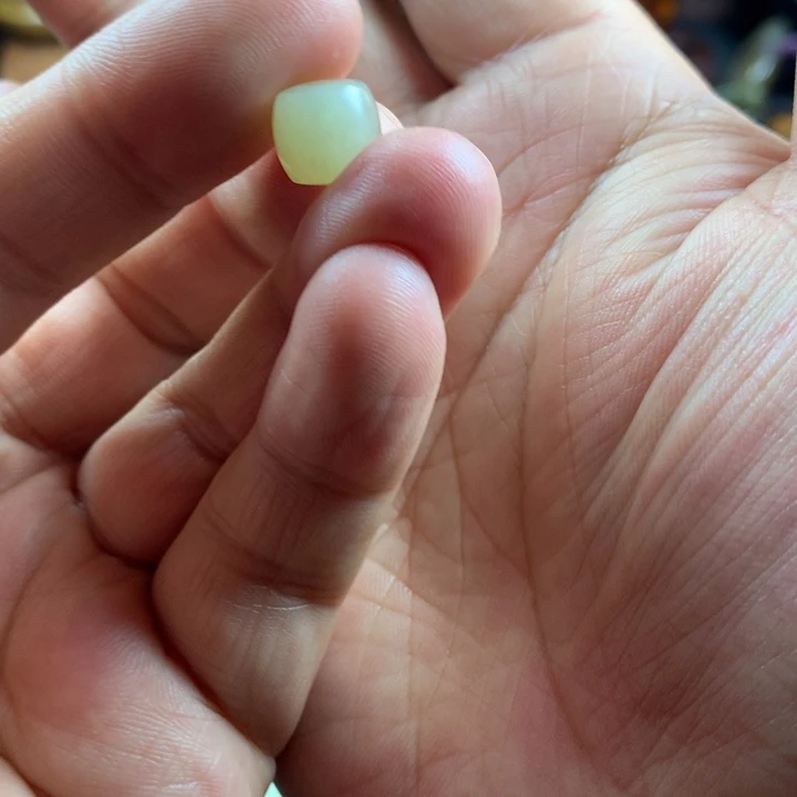 岫岩河磨玉（透闪石质玉）吊坠未镶嵌t****g