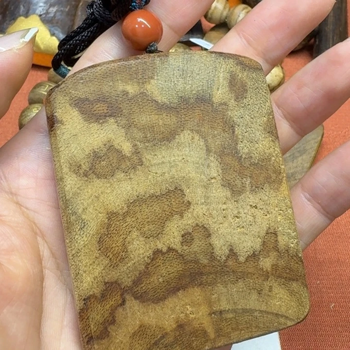 大叶紫檀（黑酸枝木类）