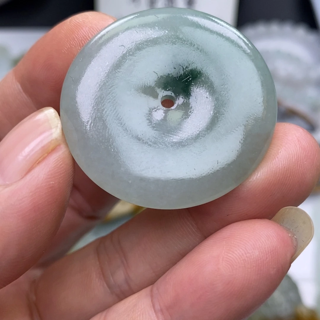 定制翡翠未镶嵌平安扣