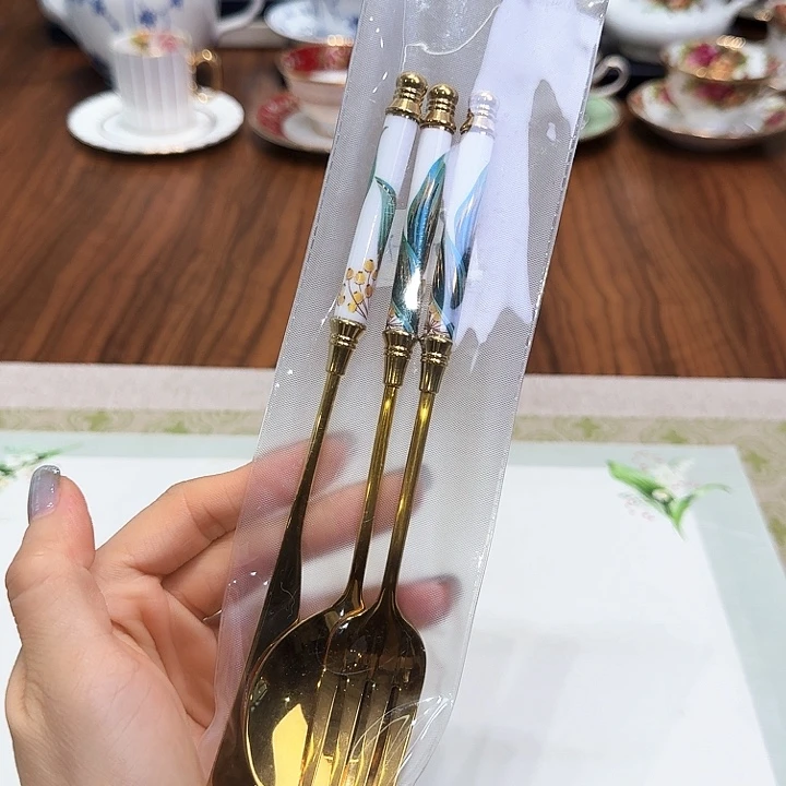 瓷片杯子杯子杯子水杯杯子水杯