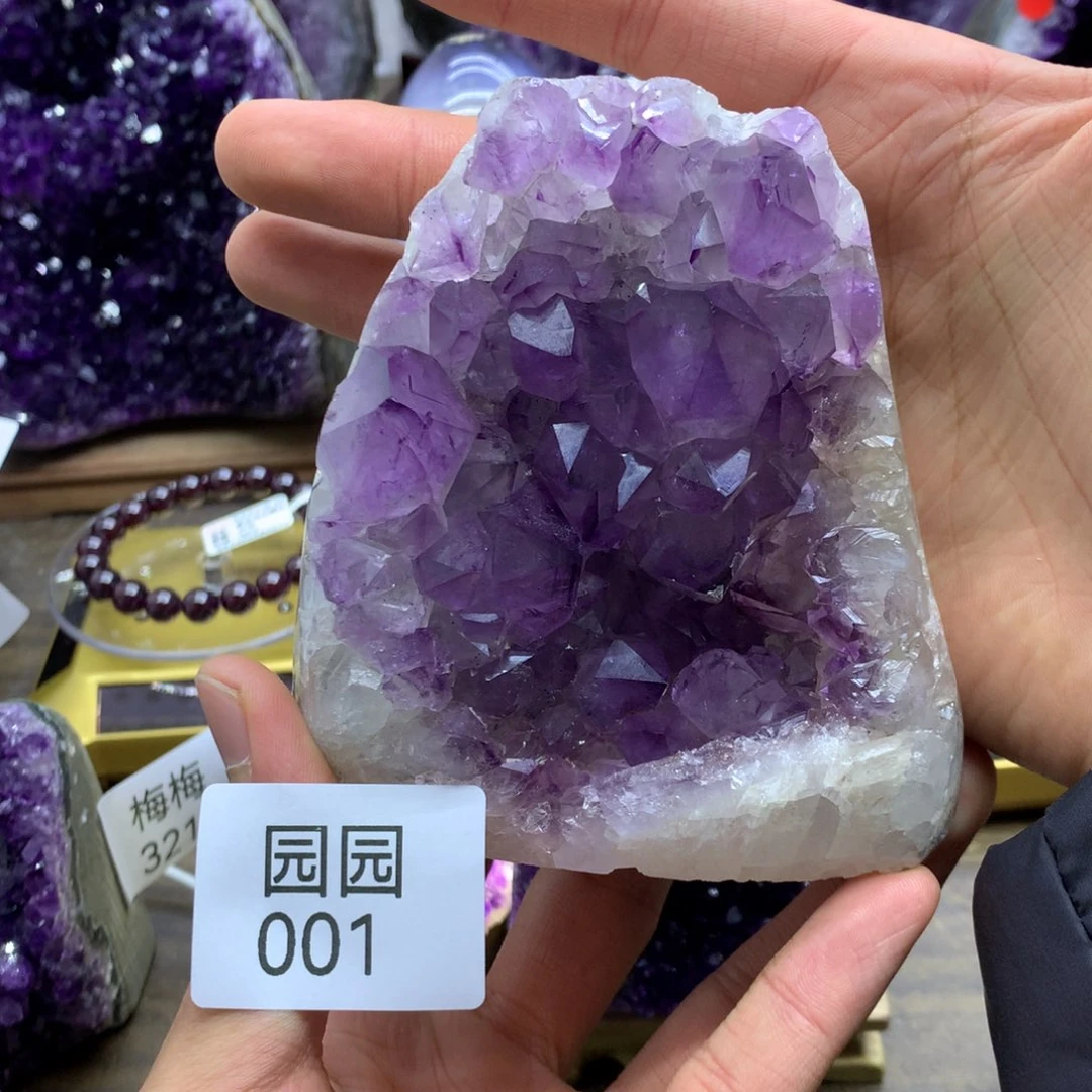 紫晶大型摆件（非配饰）未镶嵌