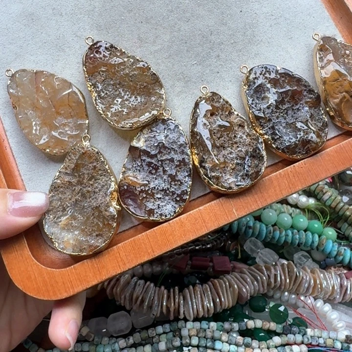 合金玛瑙/玉髓珠宝半成品一个玛瑙吊坠