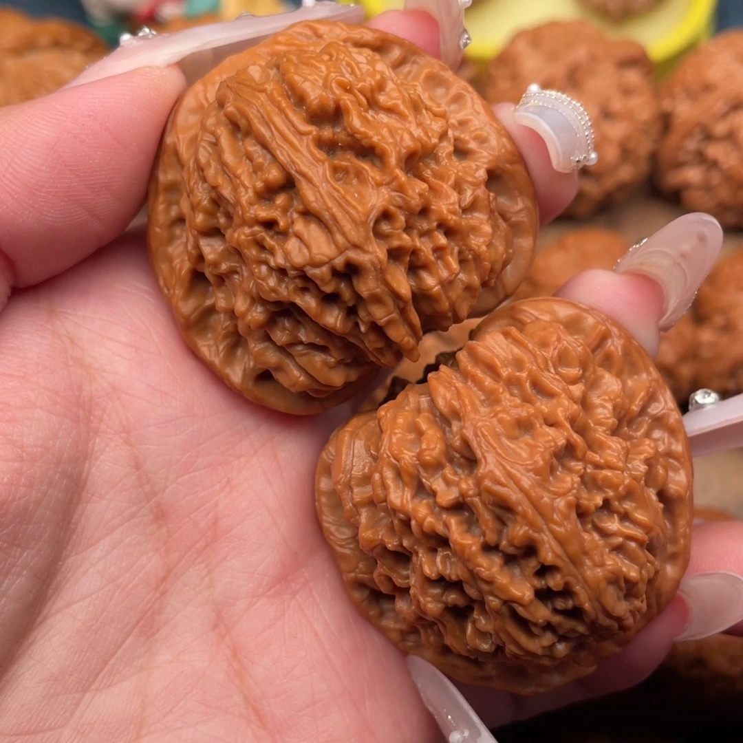 文玩核桃把件全品毕业逐鹿炮弹南疆43大克重49