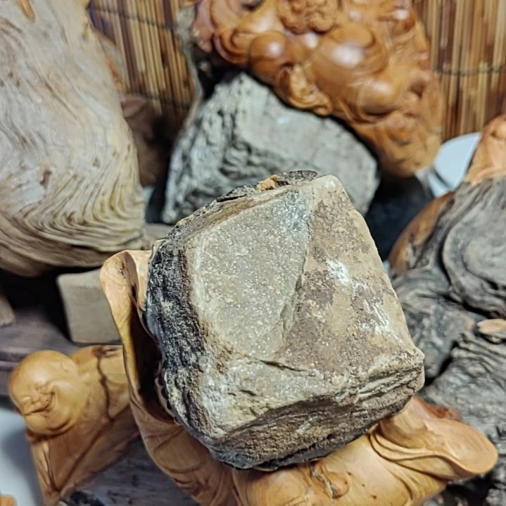 懂***。太行崖柏工艺小件