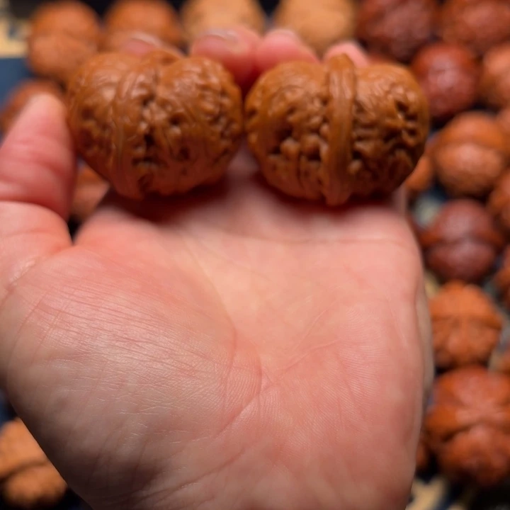 桃核把件文玩核桃元宝