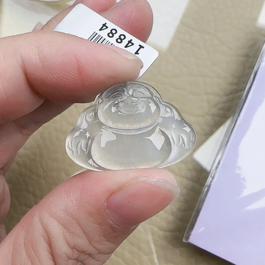 【闪购商品】颈饰18K金镶嵌翡翠