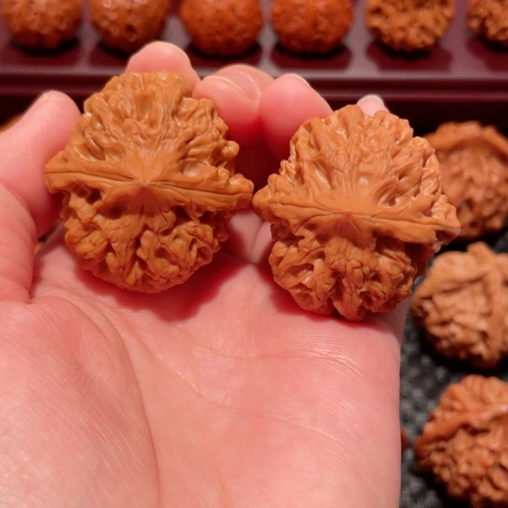 把件文玩核桃太行龙纹