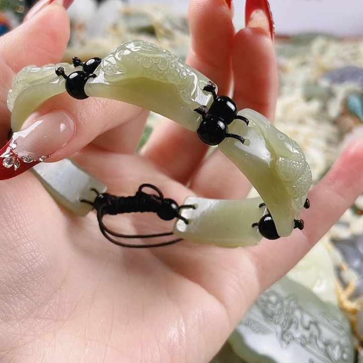 未镶嵌和田玉挂件