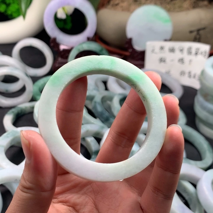 虫***二定制翡翠天然缅甸翡翠a货未镶嵌