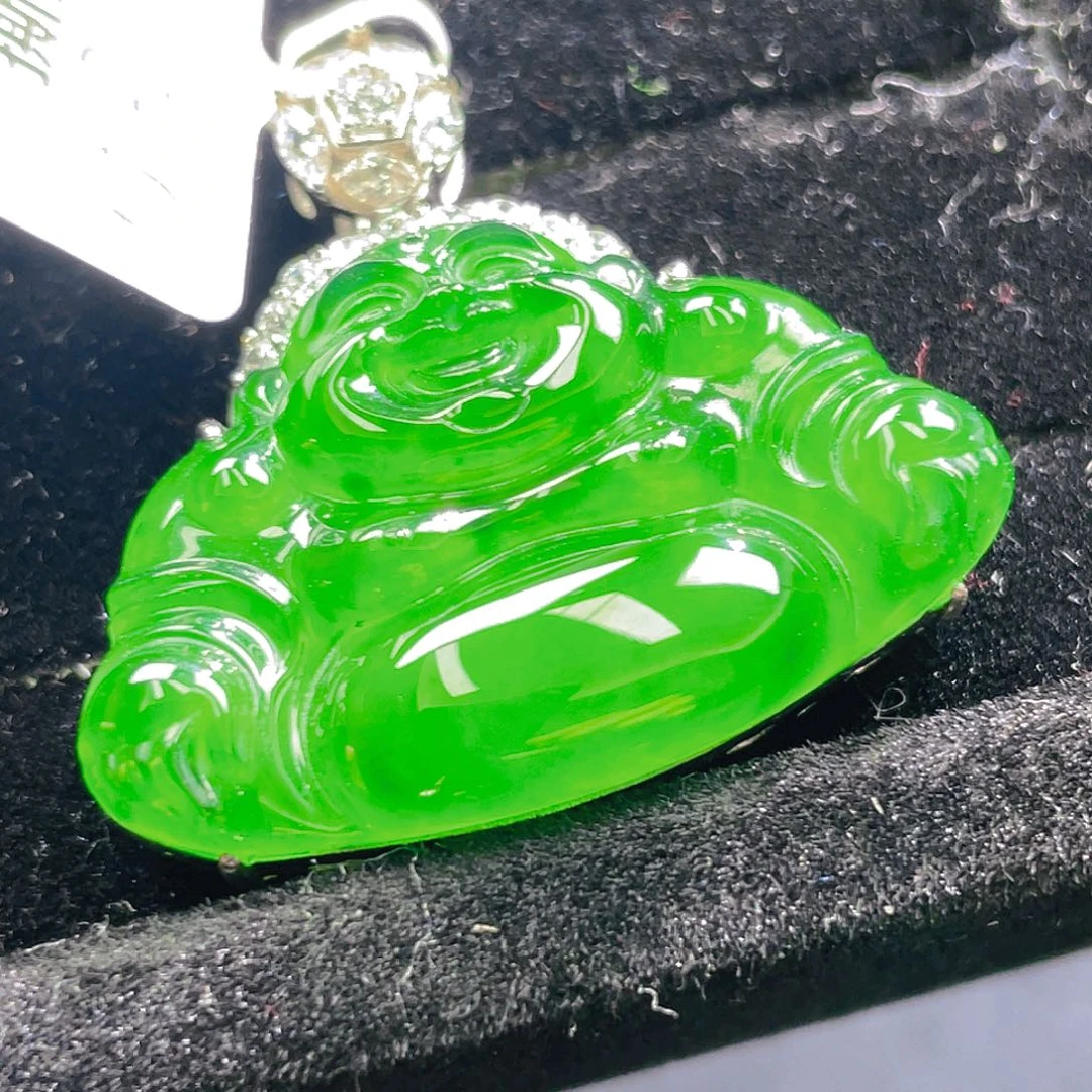 翡翠颈饰未镶嵌77，