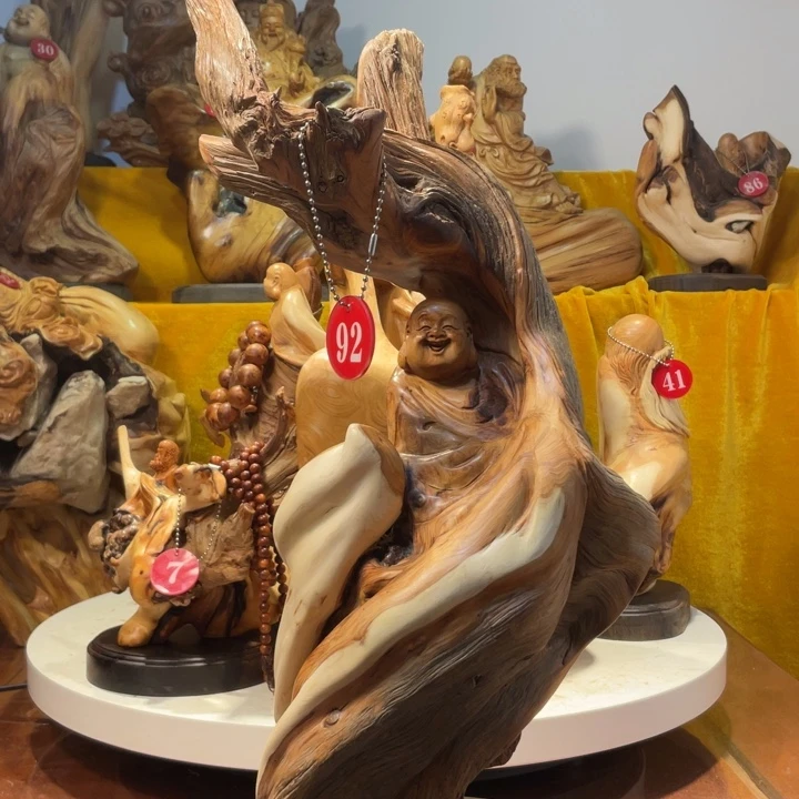 柏木（崖柏）  弥勒