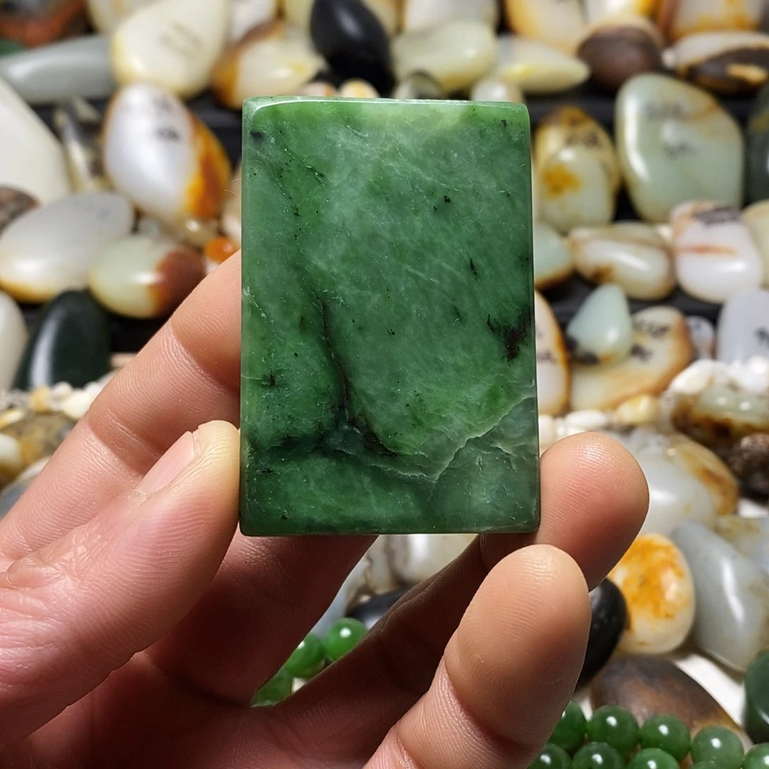 和田玉颈饰未镶嵌碧玉无事牌