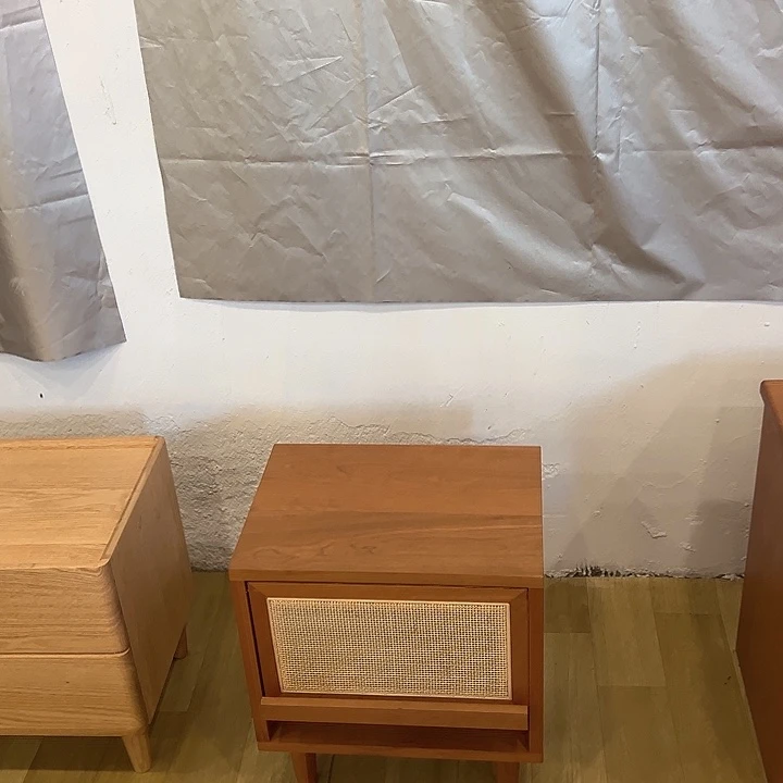 北美样品床头柜不退不换