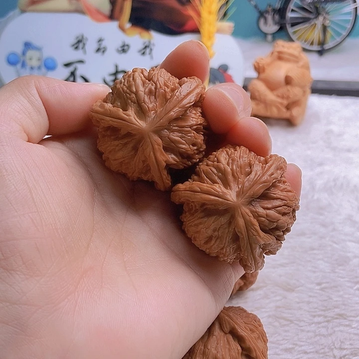 把件文玩核桃大*三棱