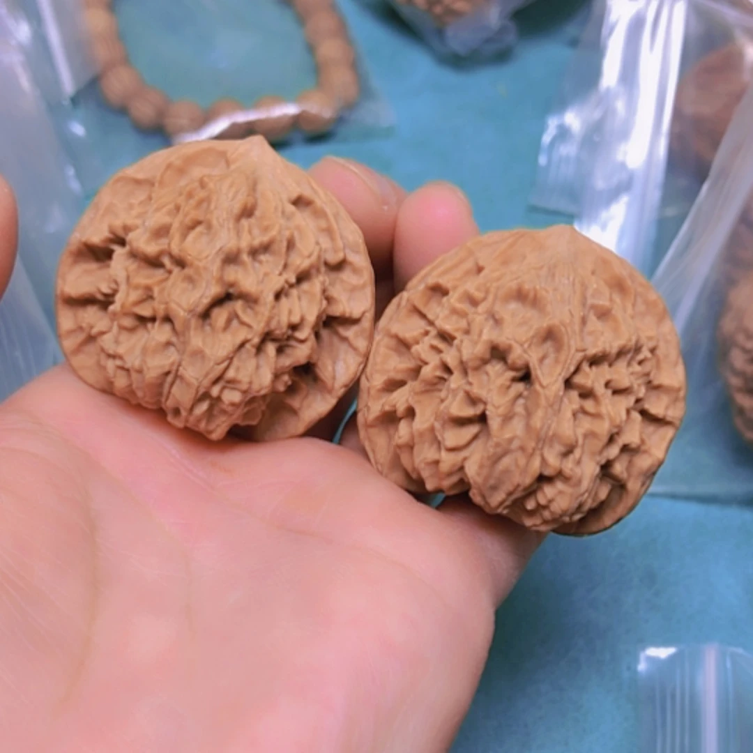 【闪购商品】摆件核桃41蟠龙纹修尖出油