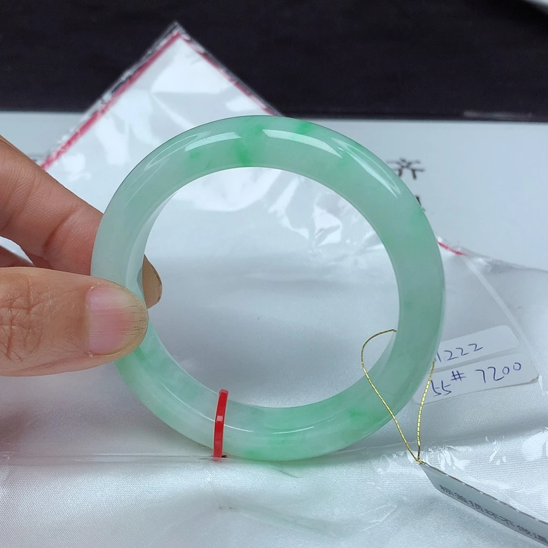 翡翠手镯未镶嵌55圈1222