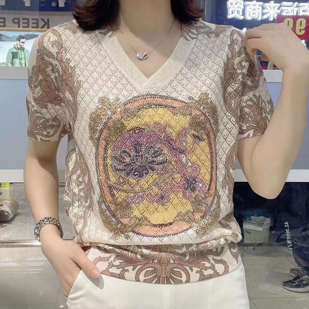 短袖新款T恤印花烫钻宽松V领上衣
