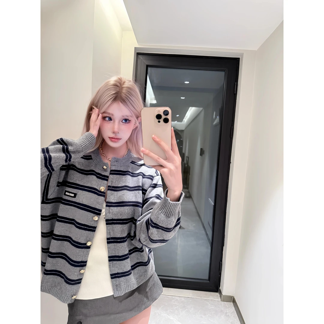 学院风美式条纹撞色秋冬新款针织开衫女百搭休闲早秋毛衣外套上衣