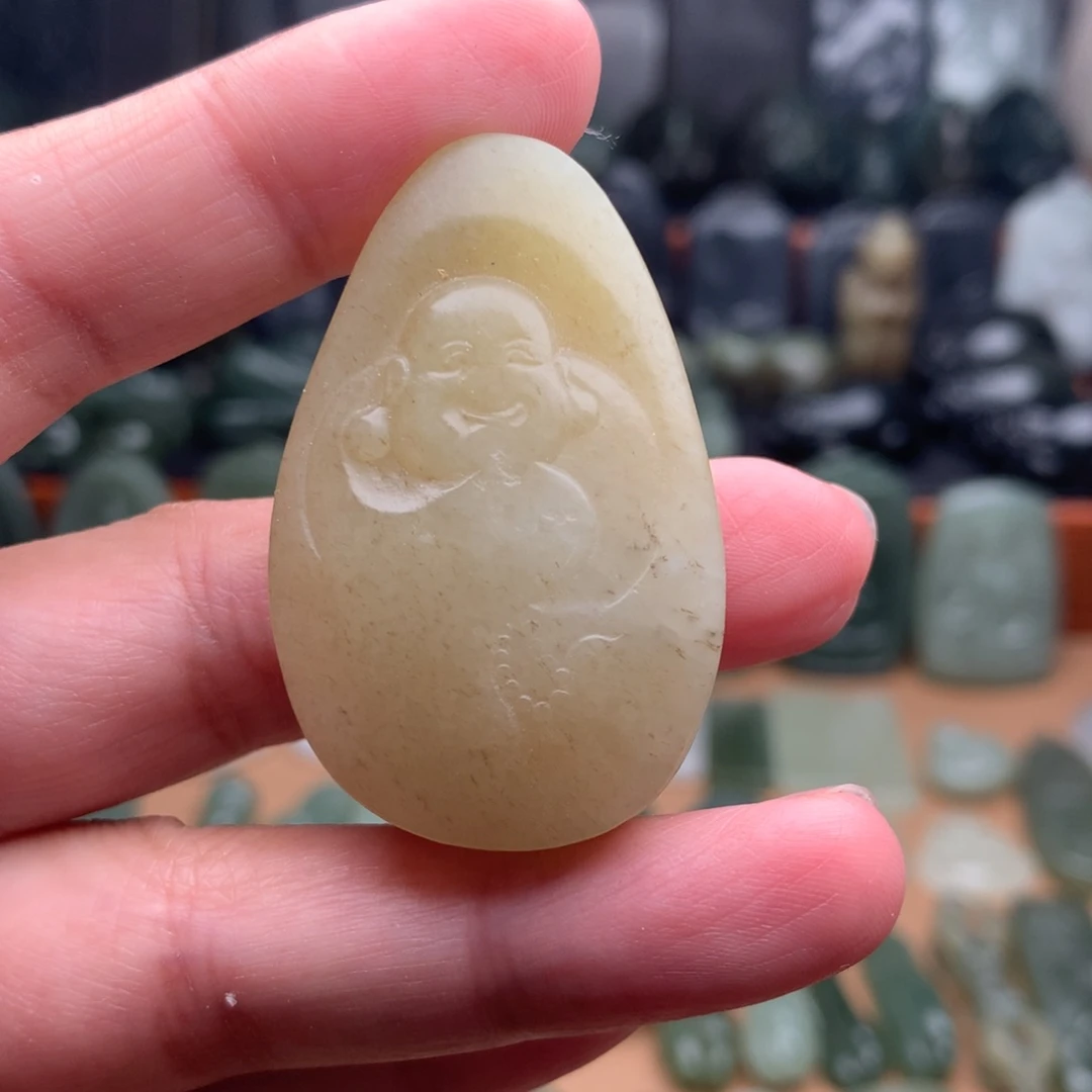 和田玉未镶嵌颈饰挂件25