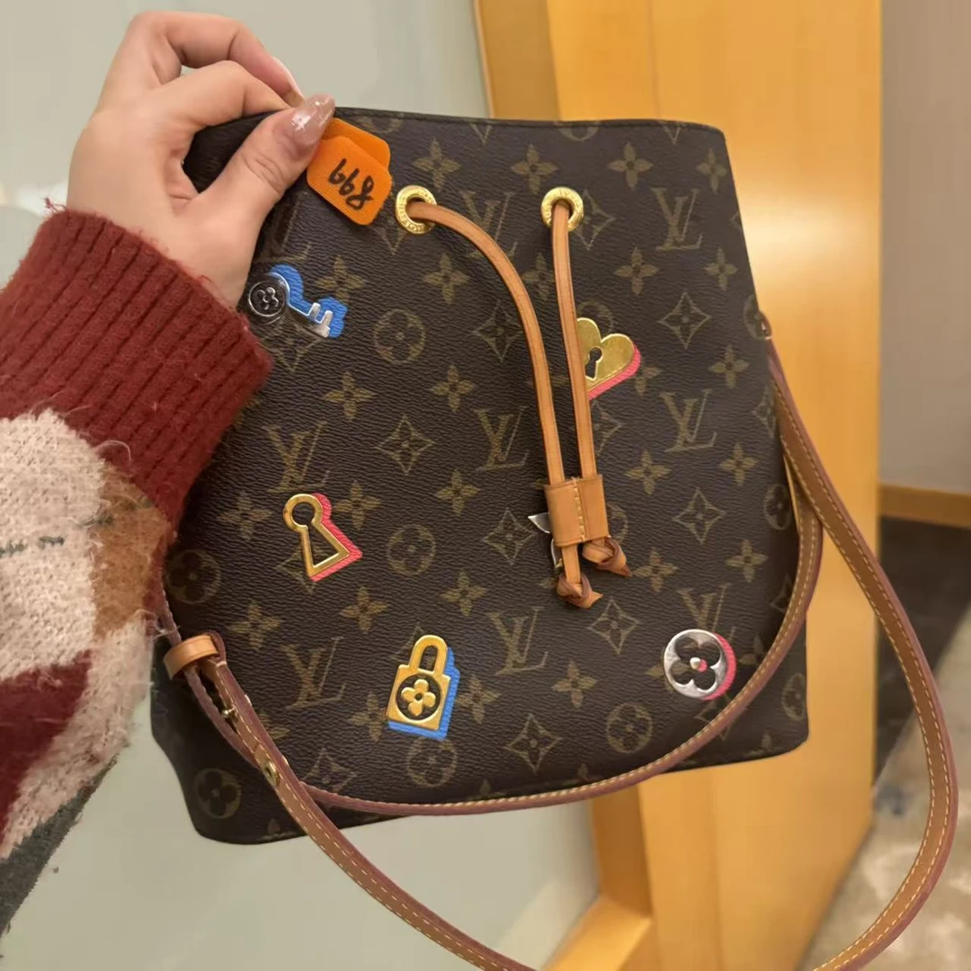 95新 LouisVuitton/路易威登 668  gsj  /*二奢包包