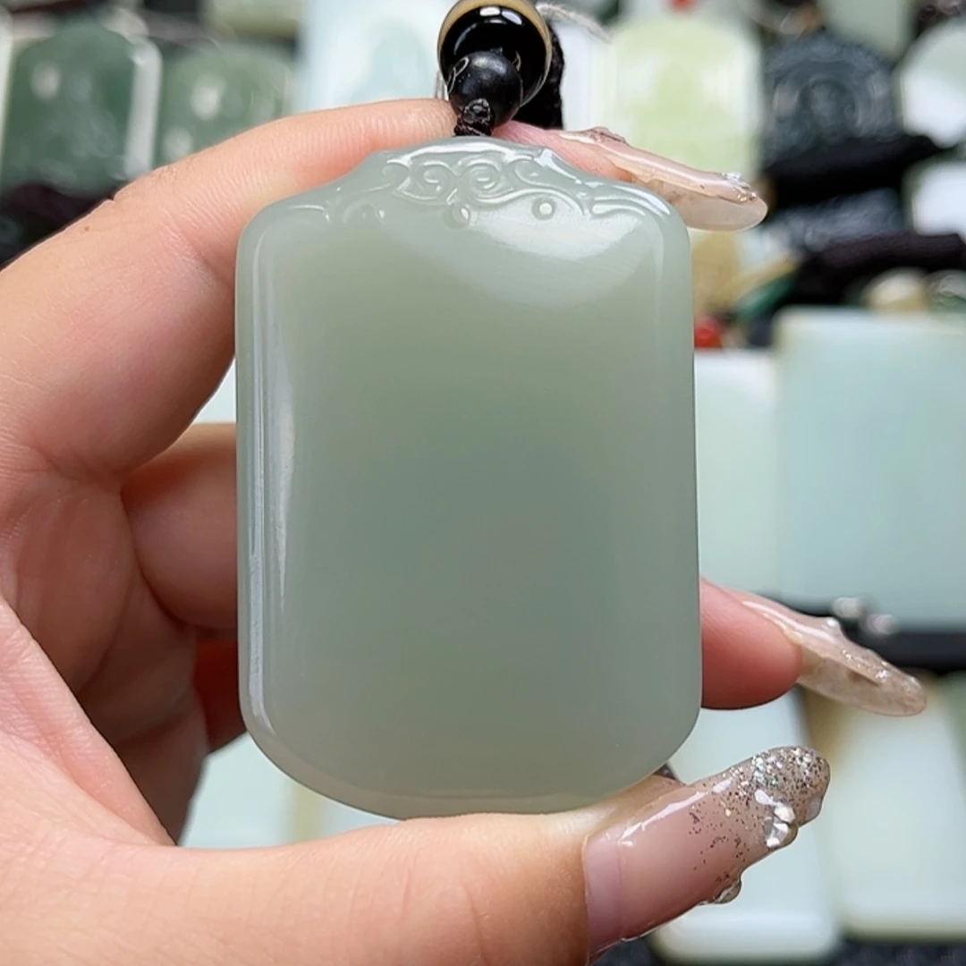 【闪购商品】和田玉未镶嵌颈饰爱**萱