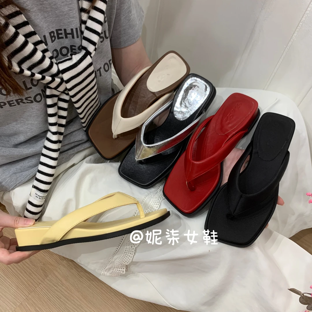 INS时尚网红坡跟人字拖夹脚拖鞋夏季人字拖鞋女鞋外穿海边沙滩鞋