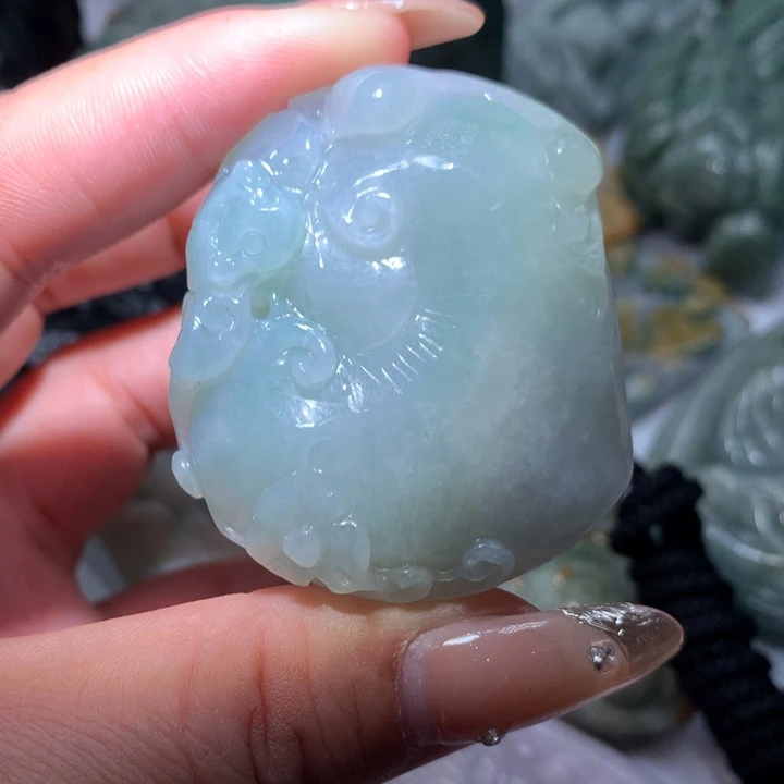 翡翠未镶嵌颈饰保真天然A货翡翠