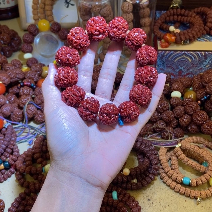 吊坠金刚菩提235玉化深红金刚