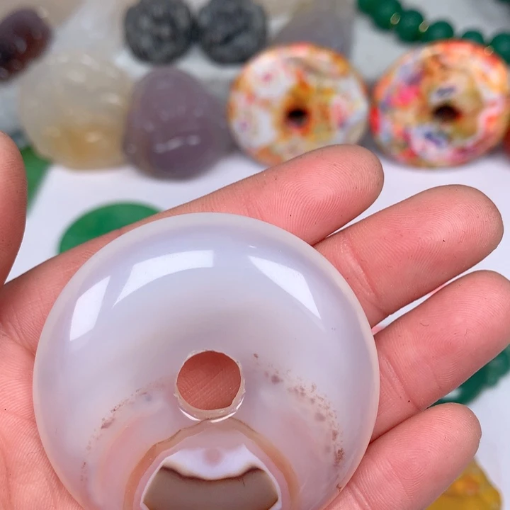 玛瑙/玉髓颈饰未镶嵌影*