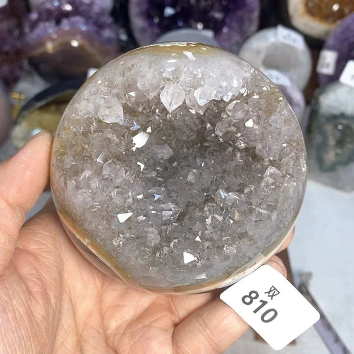 未镶嵌水晶大型摆件（非配饰）