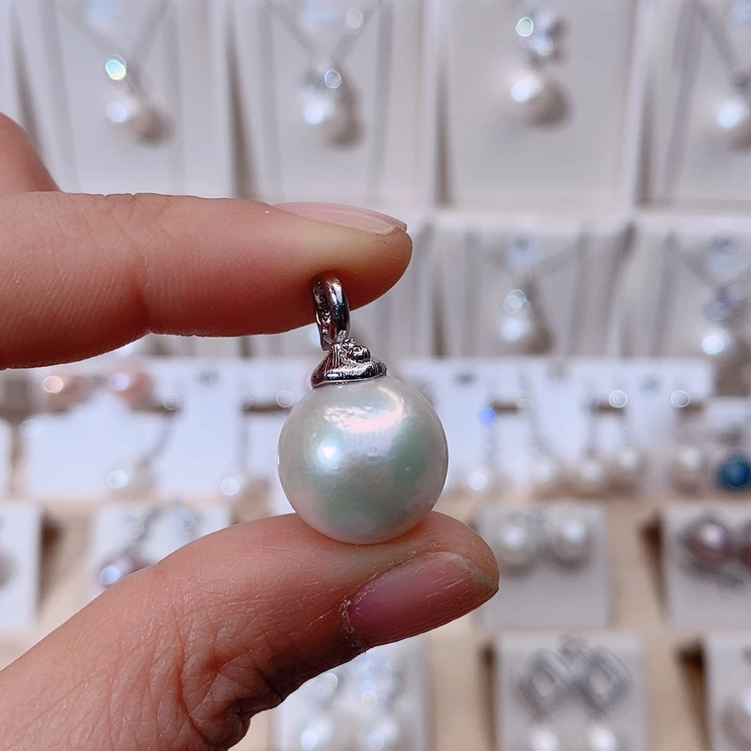 颈饰银S925镶嵌淡水珍珠