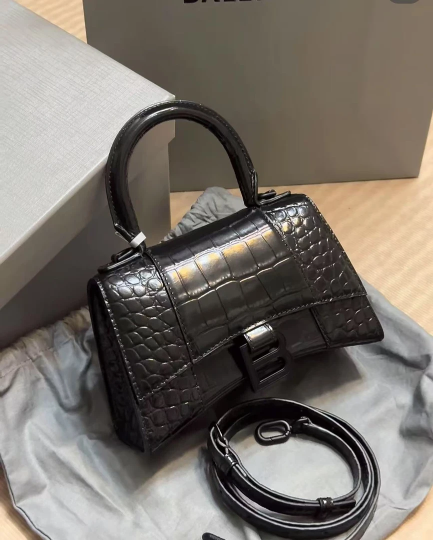 95新 Balenciaga/巴黎世家 soblack全黑沙漏xs包  12205594