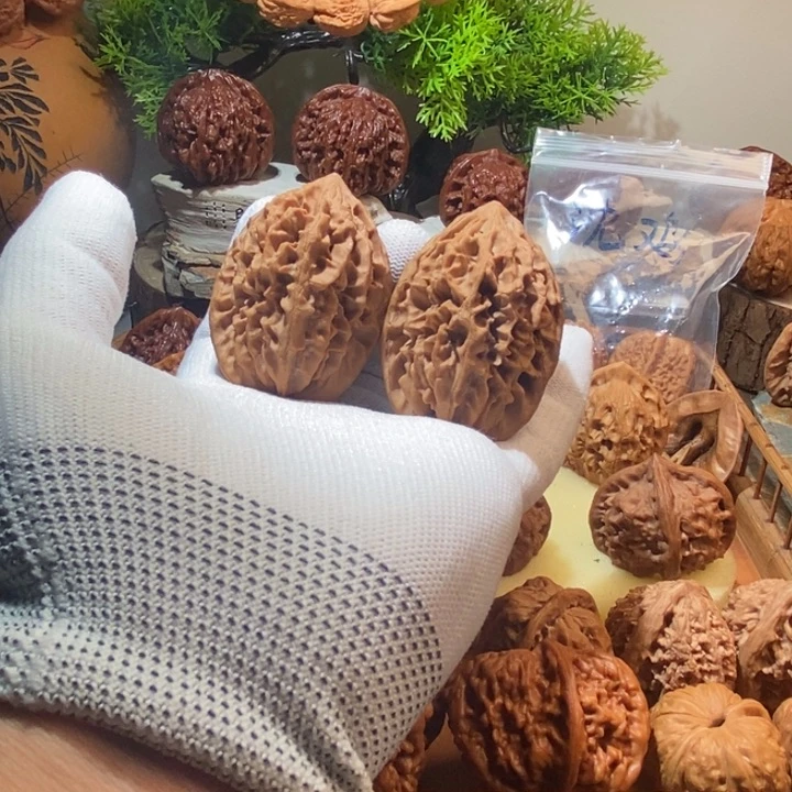 核桃招财鼠文玩核桃42