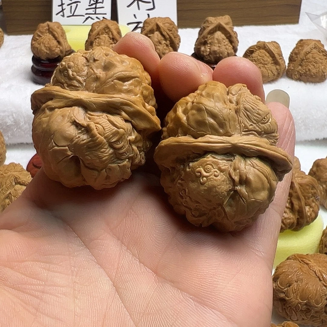 S***n核桃雕刻题材蜕变