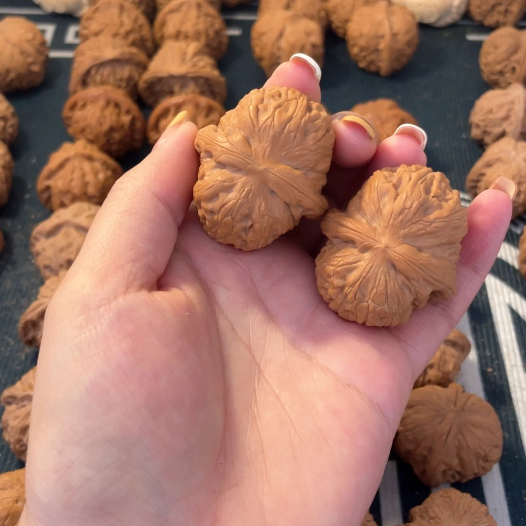 文玩核桃吊坠元宝42