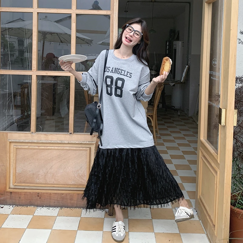 灰色字母印花拼接连衣裙女2025年春季新款时尚休闲小众设计感裙子