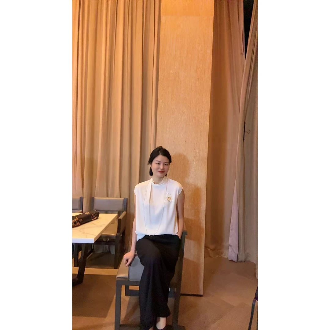 TANTAN醋酸胸口刺绣花收领飞飞袖T恤2164