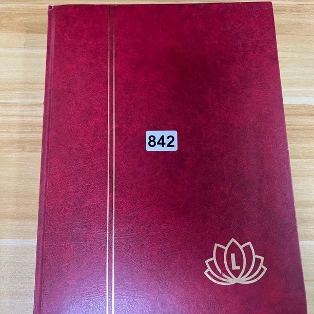 外国邮票，带册，842