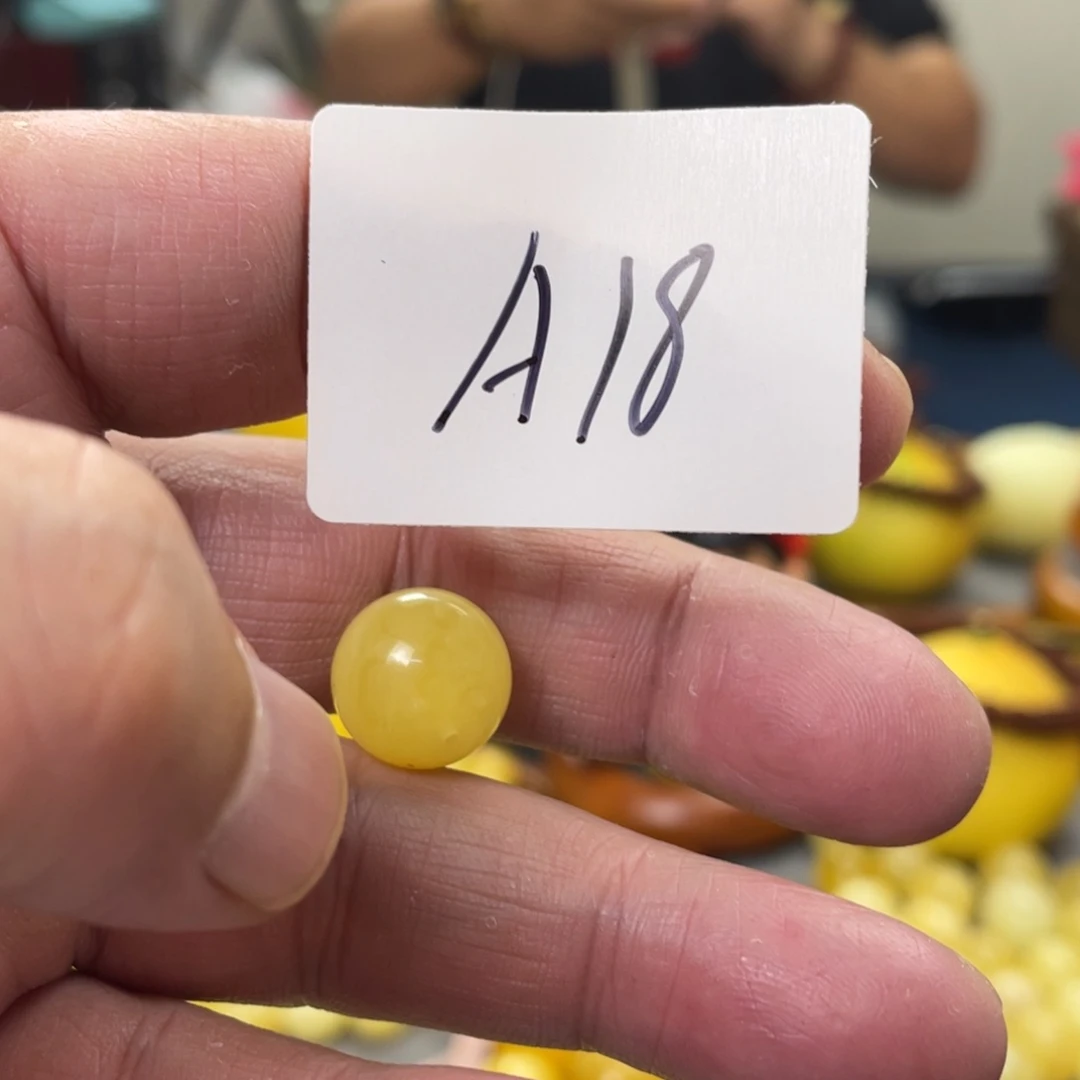 手链琥珀未镶嵌多样性发，发其中一件