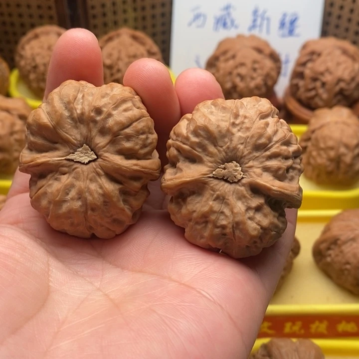 吊坠桃核蛤蟆头39。。。。。